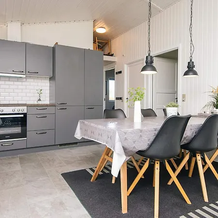 6 Person In Oksbol-by Traum * Oksbøl